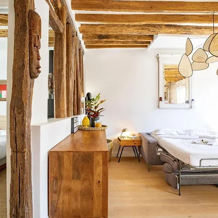 Guestready - Loft-inspired Flat Near Montmartre Sleeps 4 *
